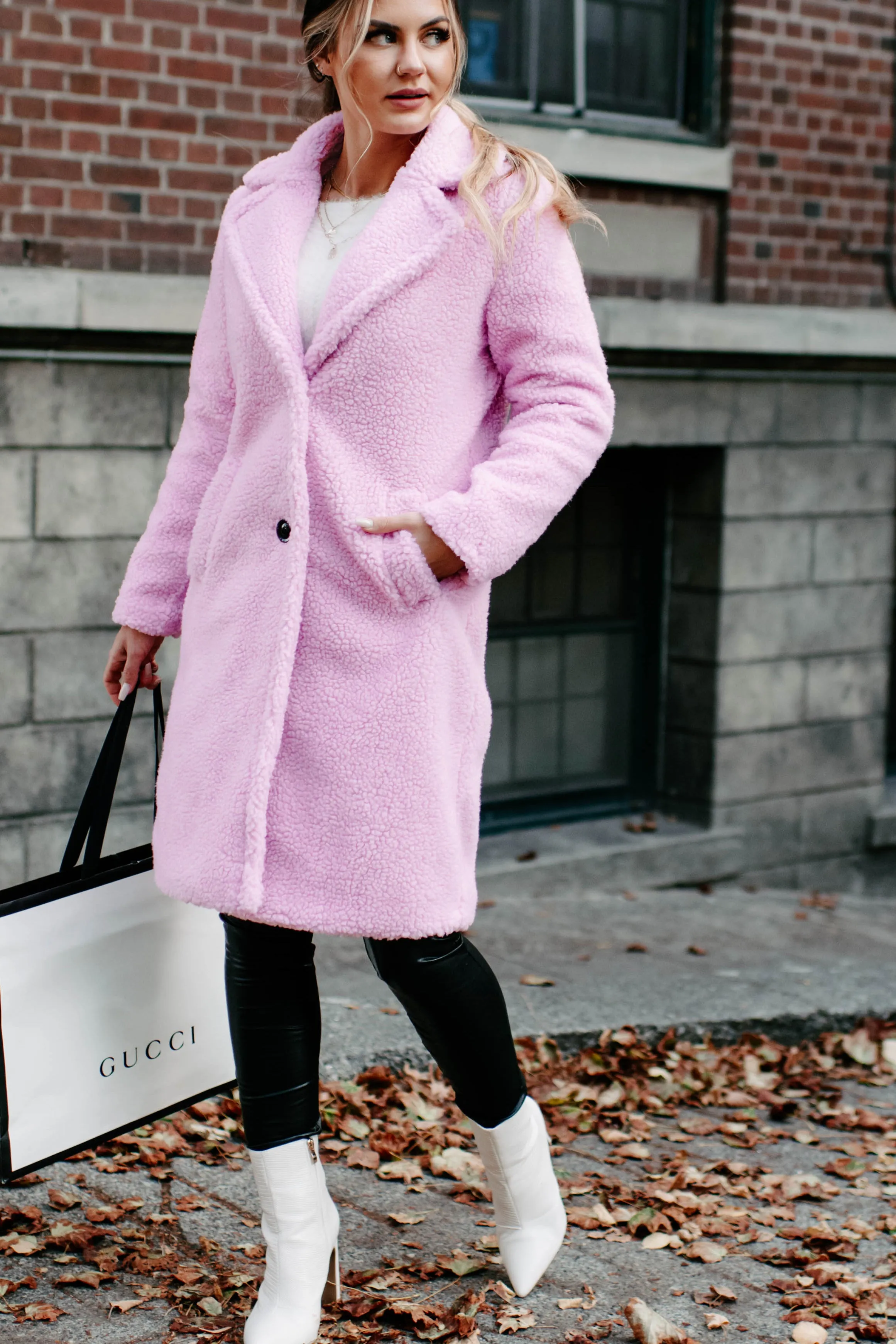 A Ballad Of Love Teddy Sherpa Coat (Pink)