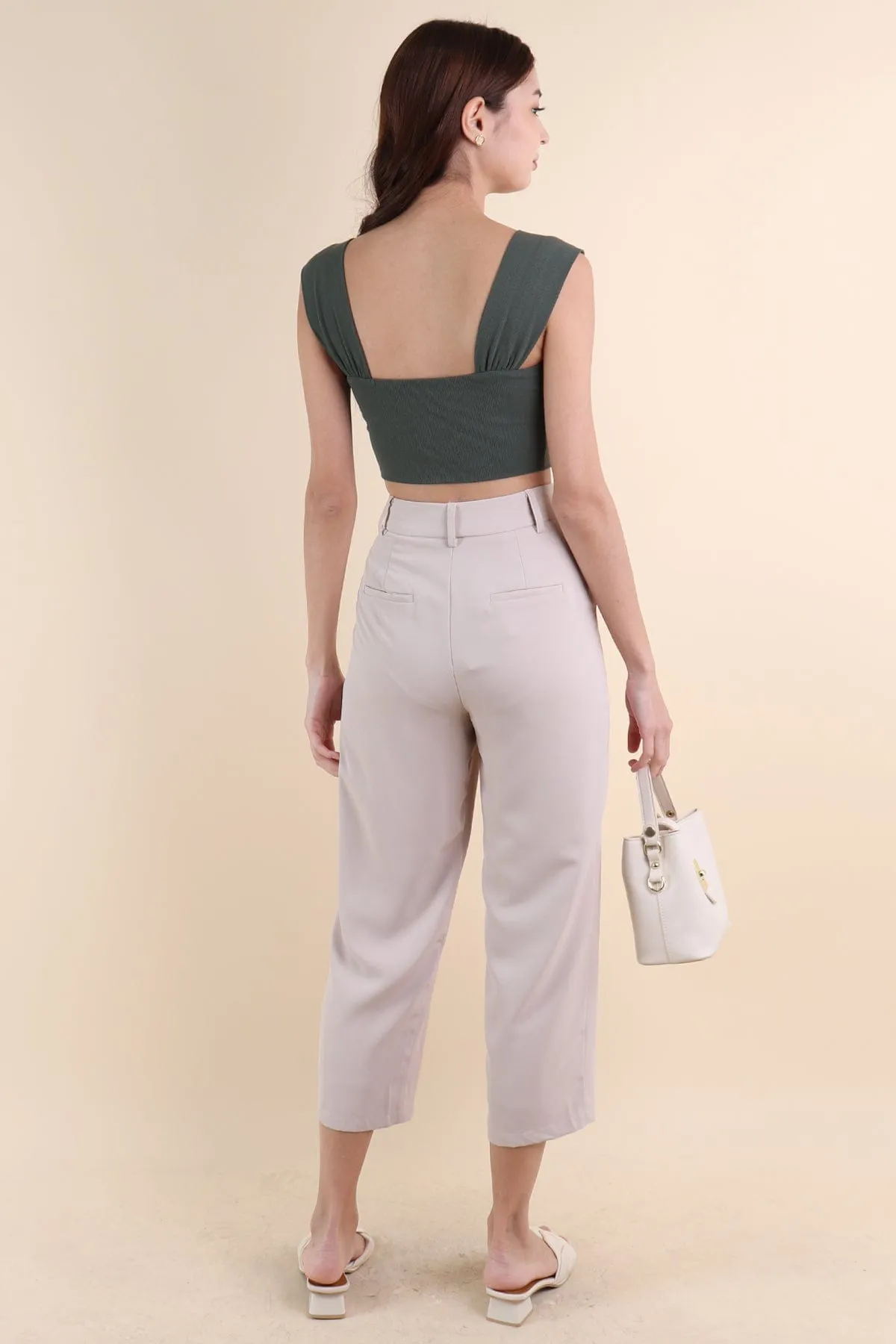 ARI TAPERED TROUSERS IN ECRU