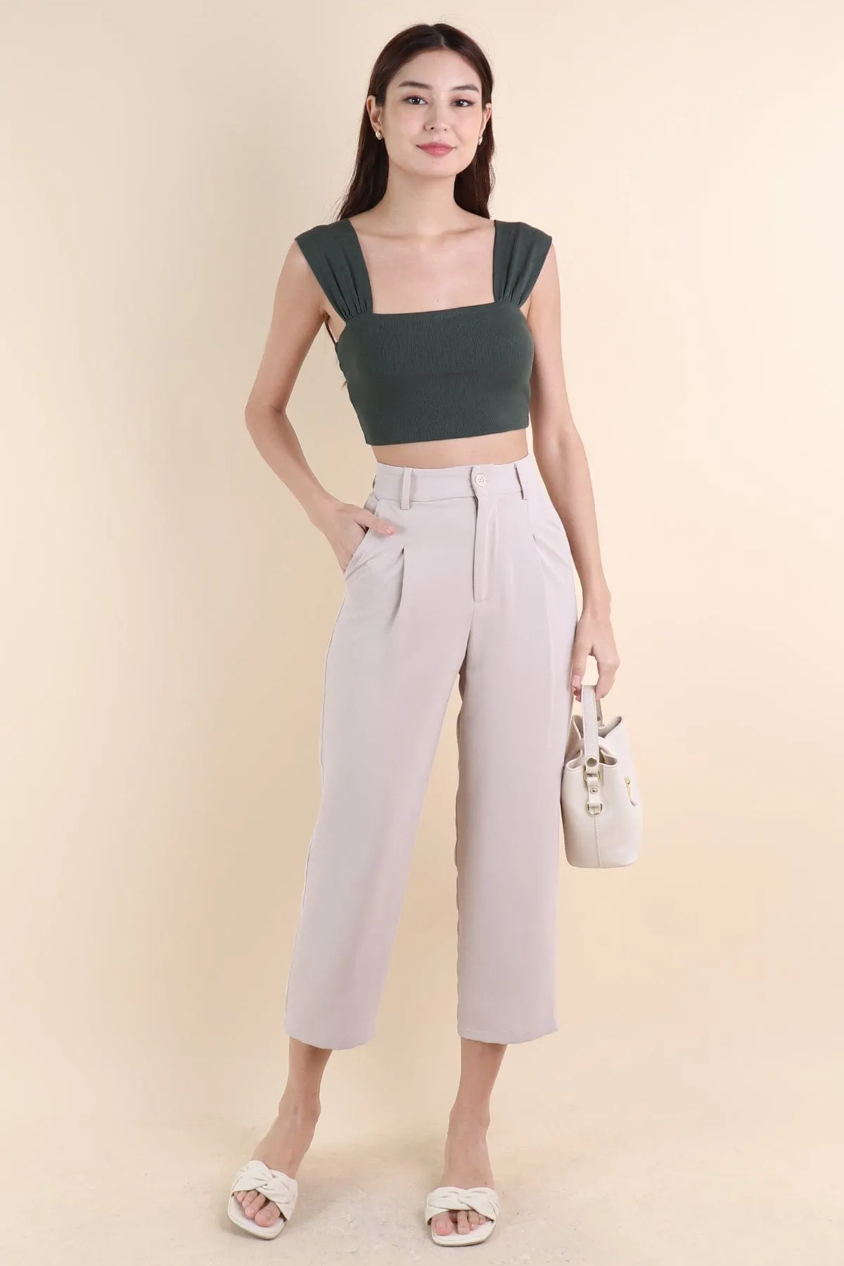 ARI TAPERED TROUSERS IN ECRU