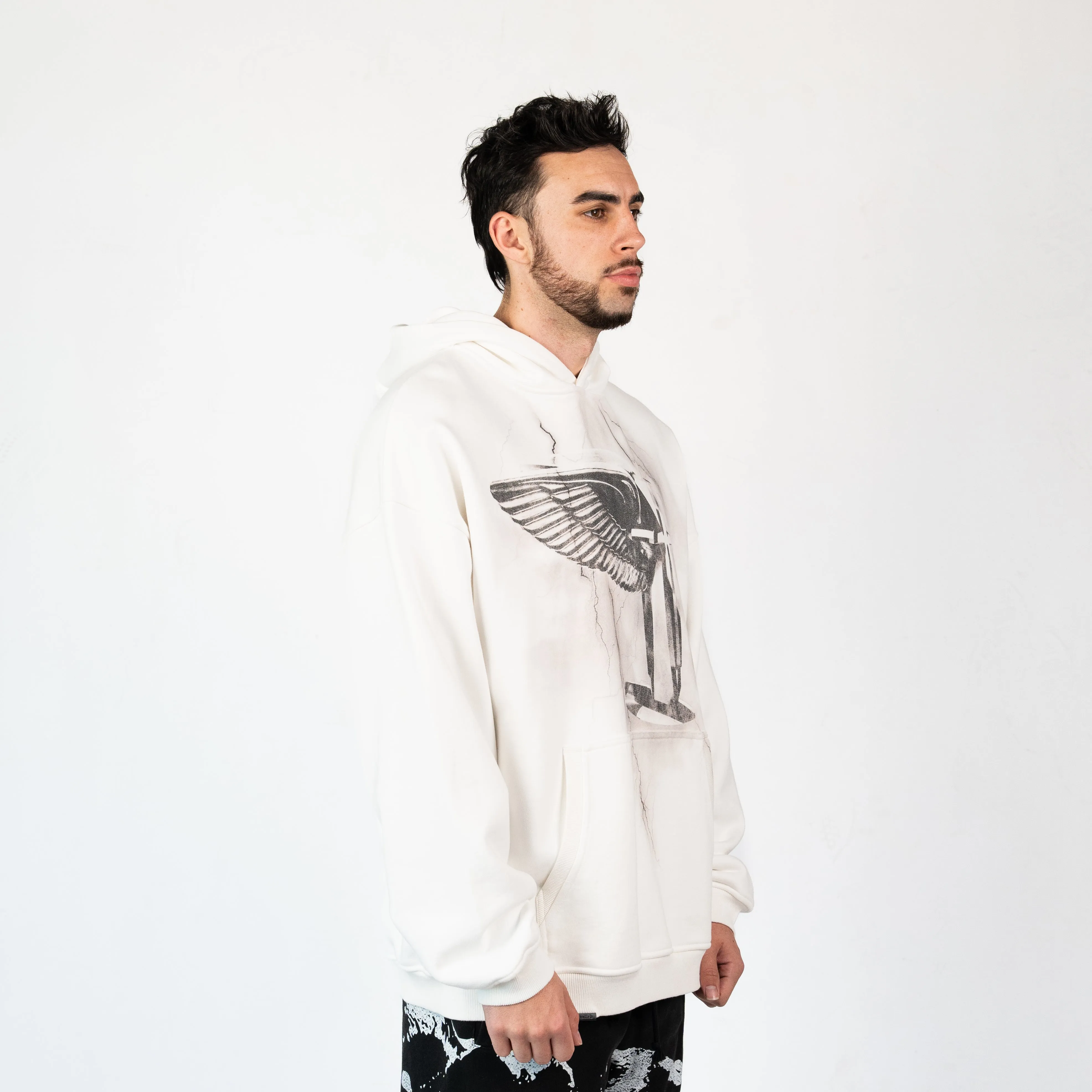 BENTLEY OVERSIZED HOODIE - WHITE