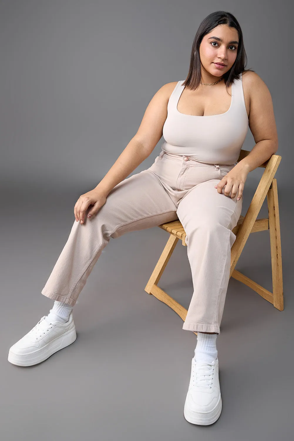 Buttermilk Beige Mom Jeans Curve