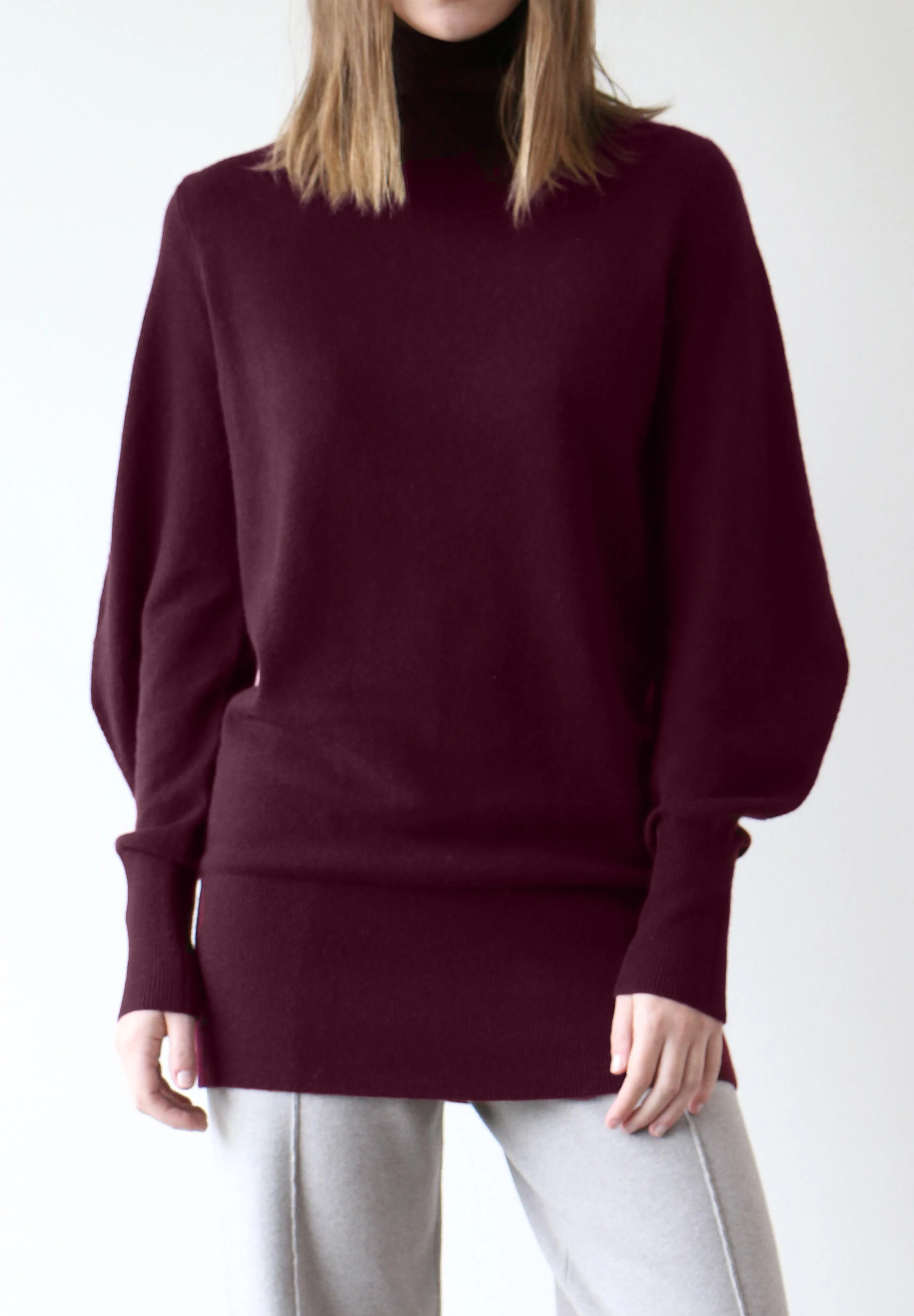 Jane Cashmere Turtleneck in Burgundy